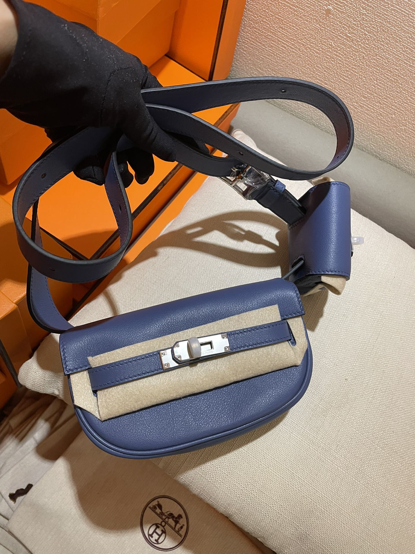 Hermes Kelly Moove Shoulder Bag In Blue Swift Leather